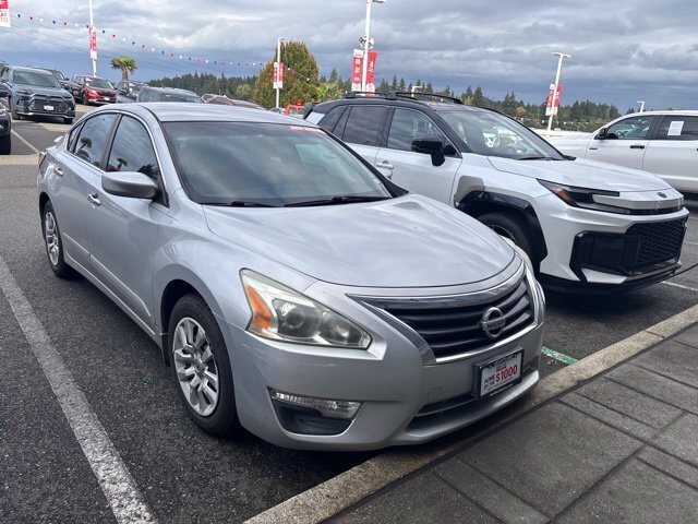 Used 2013 Nissan Altima 2.5 S FWD image 3
