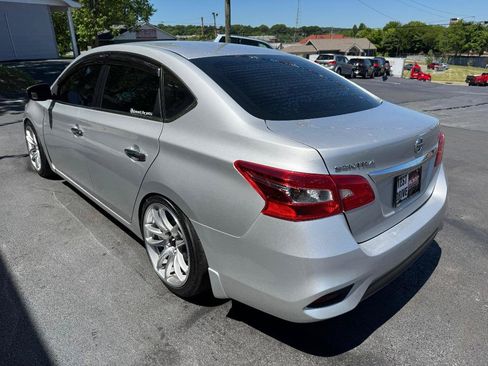 Used 2019 Nissan Sentra S FWD image 6