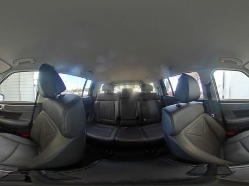 Used 2025 Hyundai Santa Fe SEL image 45