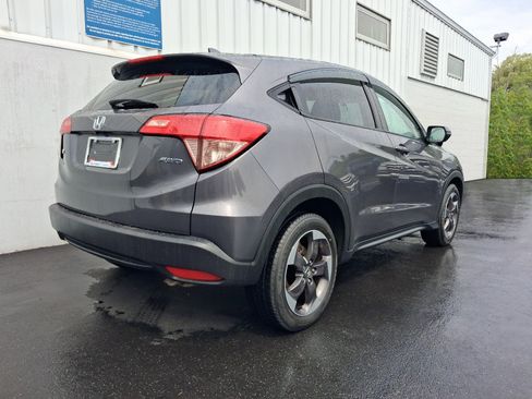 Used 2018 Honda HR-V EX image 10