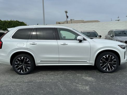 New 2025 Volvo XC90 T8 Plus w/ Protection Package Premier image 6