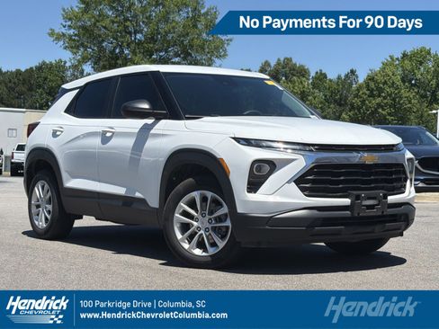 Used 2024 Chevrolet TrailBlazer LS w/ LS Convenience Package FWD image 1