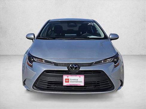 Certified 2023 Toyota Corolla LE image 2