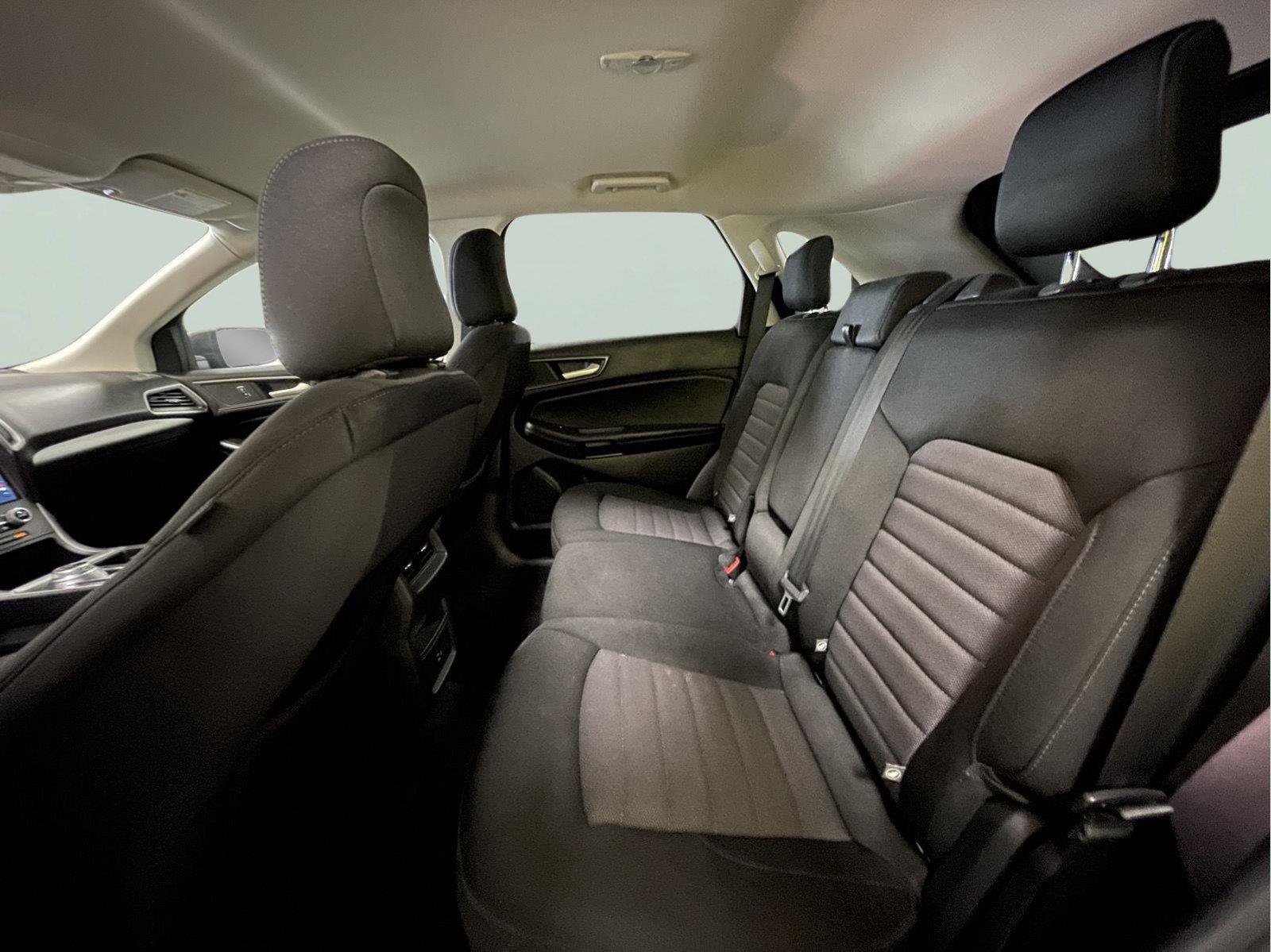 Used 2021 Ford Edge SE AWD/4WD image 17