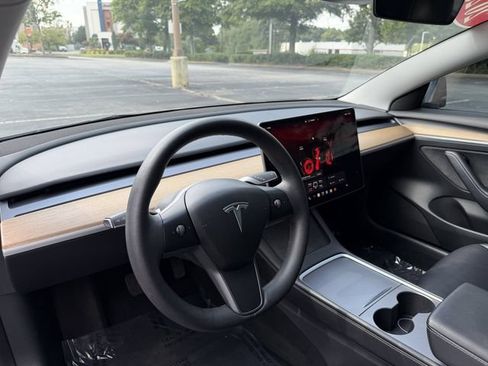 Used 2023 Tesla Model 3 Standard Range RWD image 13