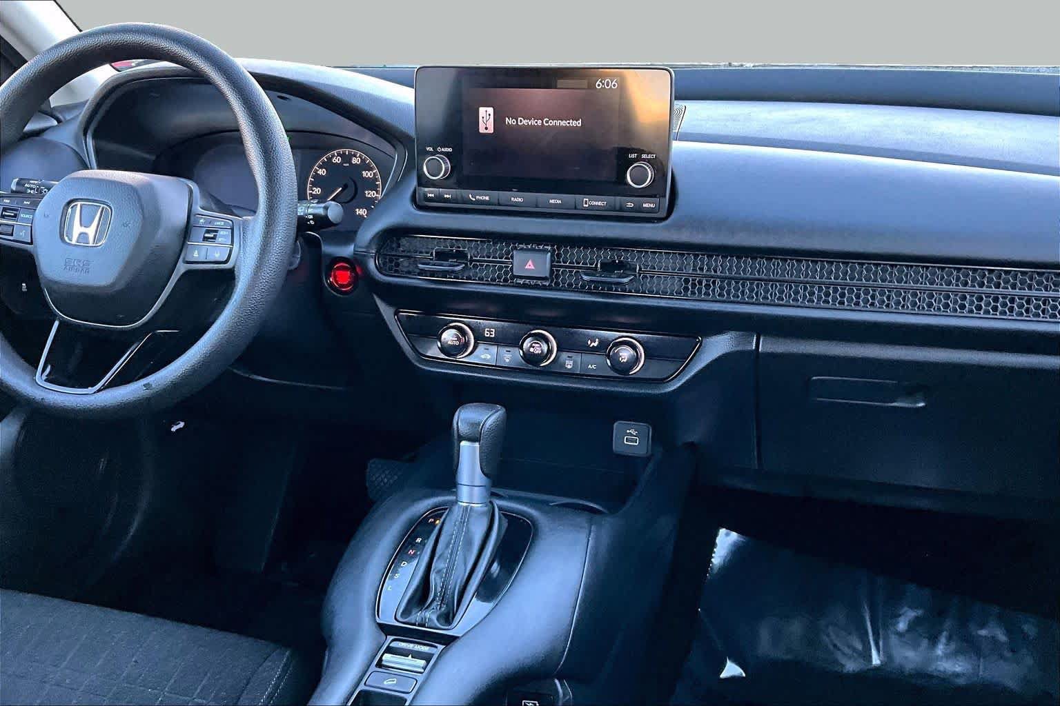 Used 2023 Honda HR-V LX image 7