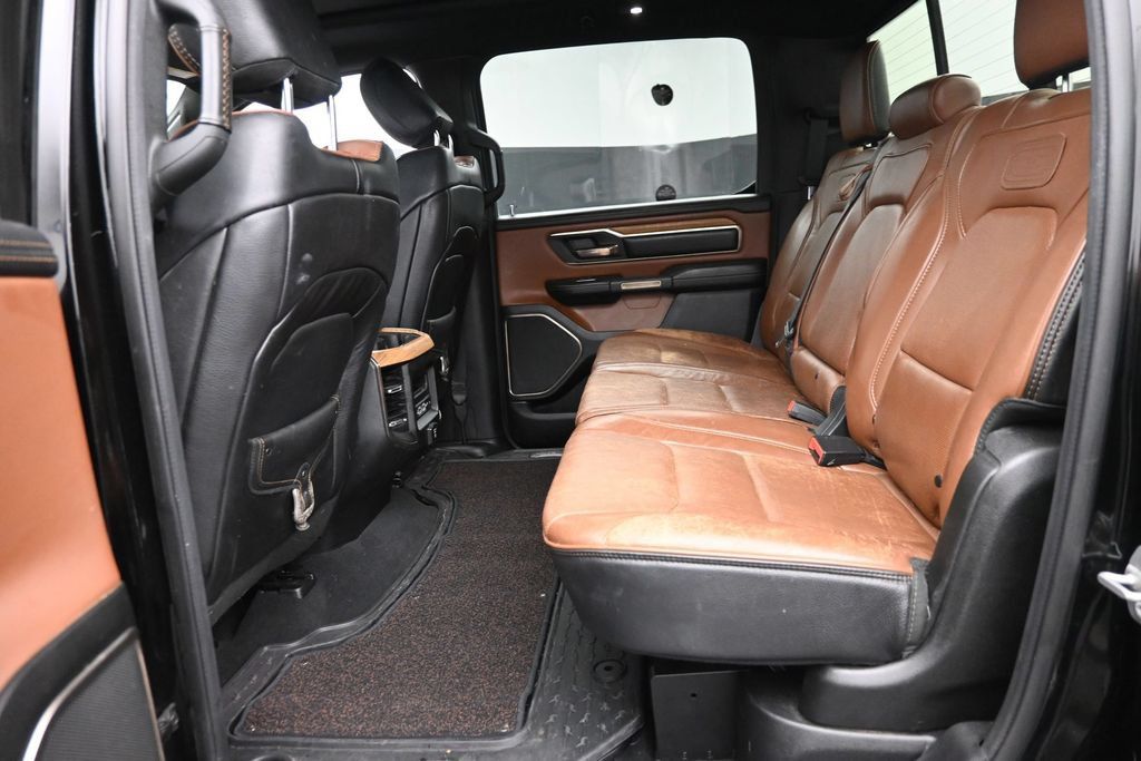 Used 2019 RAM 1500 Limited AWD/4WD image 12