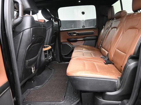 Used 2019 RAM 1500 Limited AWD/4WD image 12