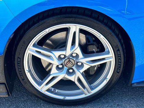 Used 2023 Chevrolet Corvette Stingray Premium Cpe w/ Z51 Performance Package image 24