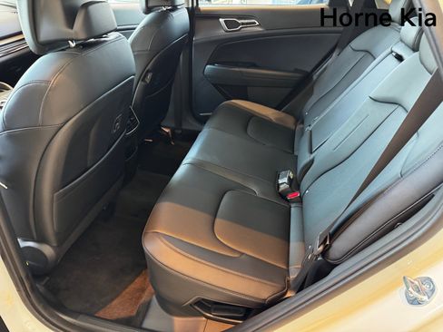 New 2026 Kia Sportage EX image 11