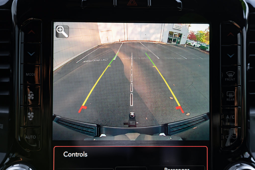 Used 2021 RAM 1500 Laramie AWD/4WD image 18