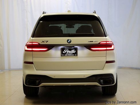 Used 2026 BMW X7 xDrive40i w/ M Sport Package image 7
