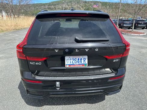 Used 2023 Volvo XC60 B5 Plus w/ Climate Package AWD/4WD image 4