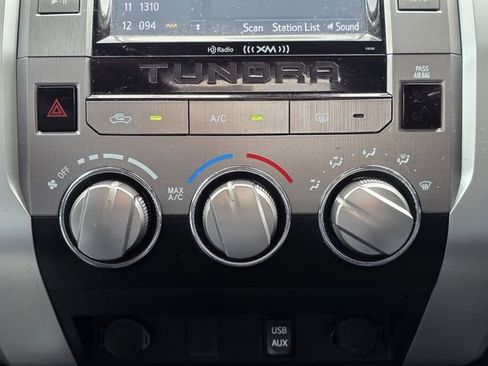 Used 2018 Toyota Tundra SR5 RWD image 17