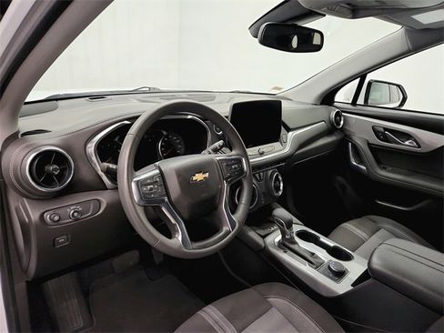 Used 2023 Chevrolet Blazer LT w/ Convenience Package image 17