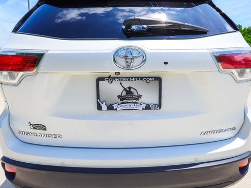 Used 2014 Toyota Highlander Limited Platinum AWD/4WD image 46