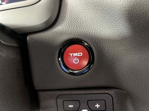 Used 2026 Toyota Sequoia TRD Pro AWD/4WD image 17