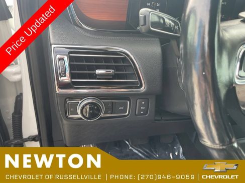 Used 2020 Lincoln Navigator Reserve w/ Equipment Group 208A Reserve AWD/4WD image 7