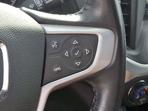 Certified 2018 GMC Acadia SLE image 22