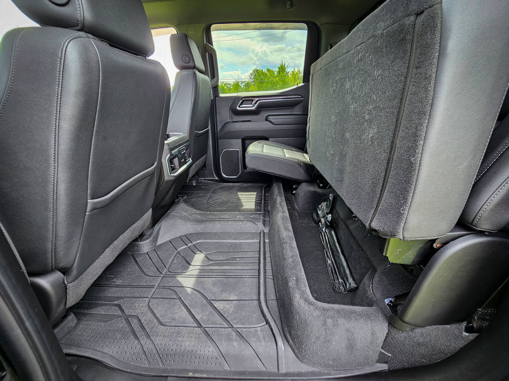 Used 2023 Chevrolet Silverado 1500 LTZ w/ LTZ Premium Package AWD/4WD image 37