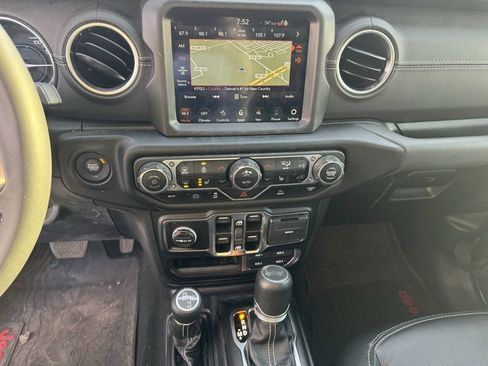 Used 2023 Jeep Wrangler Sahara w/ Cold Weather Group image 8