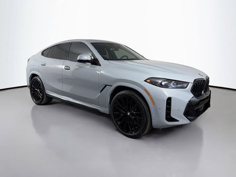 New 2026 BMW X6 xDrive40i w/ Climate Comfort Package image 3