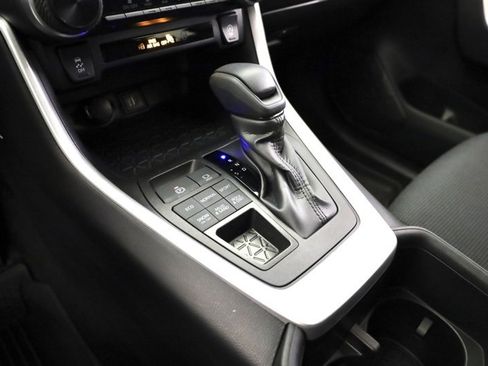 Certified 2024 Toyota RAV4 LE image 21