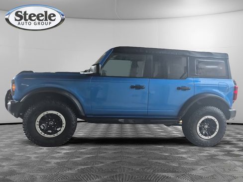 Used 2023 Ford Bronco Big Bend w/ Sasquatch Package image 2