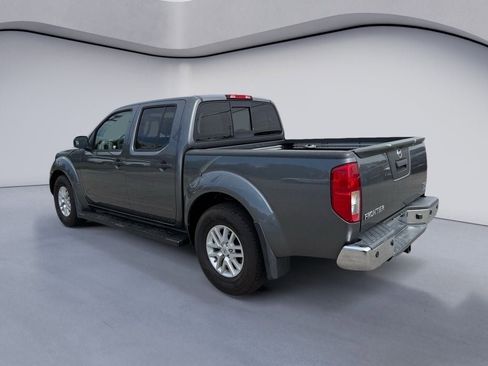 Used 2018 Nissan Frontier SV w/ Value Truck Package RWD image 3