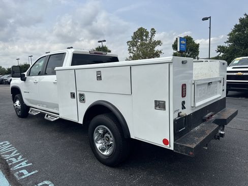 Used 2023 Chevrolet Silverado 3500 LT w/ Snow Plow Prep/Camper Package AWD/4WD image 15