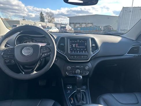 Used 2023 Jeep Cherokee Altitude Lux w/ Lux Elite Package image 14