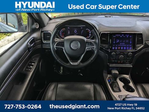 Used 2019 Jeep Grand Cherokee Overland AWD/4WD image 20