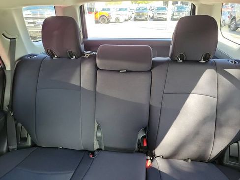 Used 2022 Toyota 4Runner TRD Off-Road Premium w/ Moonroof Package AWD/4WD image 10
