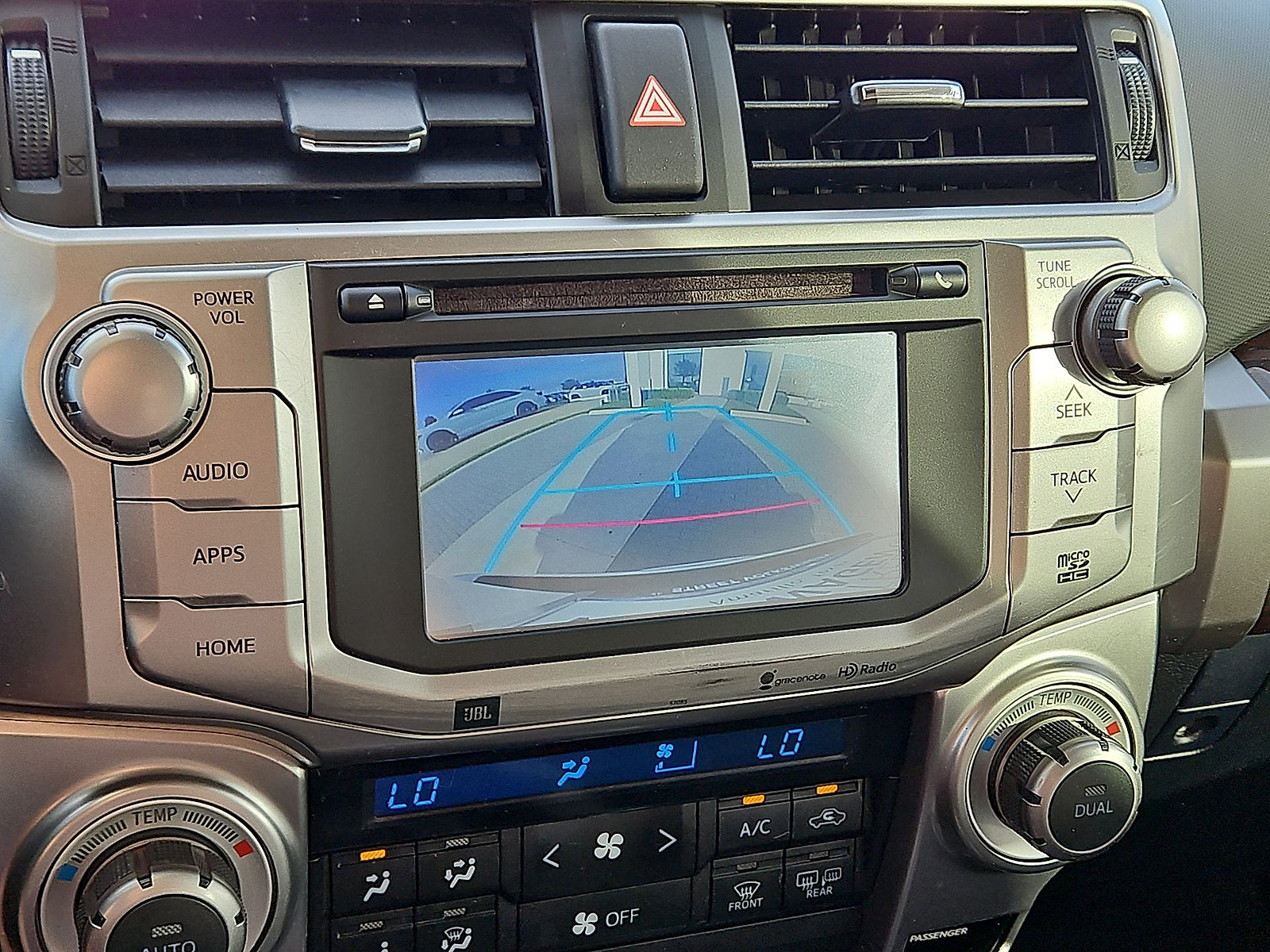 Used 2015 Toyota 4Runner Limited AWD/4WD image 18