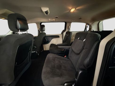 Used 2016 Dodge Grand Caravan SE w/ Quick Order Package 29E SE image 22