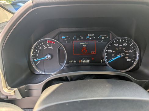 Used 2021 Ford F250 Lariat w/ Lariat Ultimate Package AWD/4WD image 20
