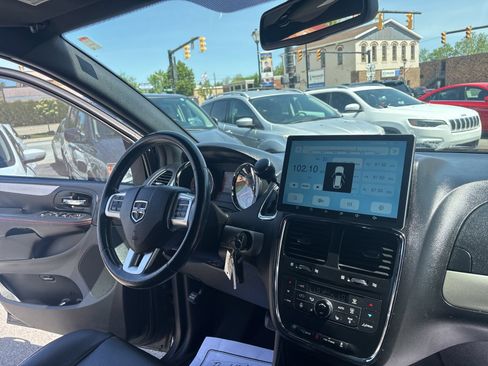 Used 2019 Dodge Grand Caravan GT FWD image 21