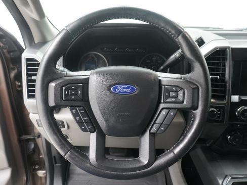 Used 2018 Ford F150 XLT w/ Equipment Group 302A Luxury AWD/4WD image 17