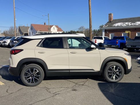 New 2026 Chevrolet TrailBlazer ACTIV w/ Convenience Package image 8