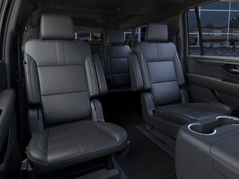 New 2026 Chevrolet Suburban RST AWD/4WD image 17