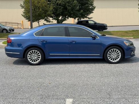 Used 2017 Volkswagen Passat 1.8T SE w/ SE Lighting Package FWD image 9