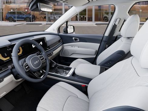 New 2026 Kia Carnival EX FWD image 18