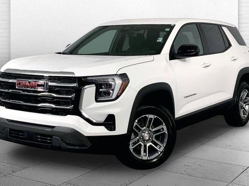 Used 2026 GMC Terrain Elevation FWD image 12