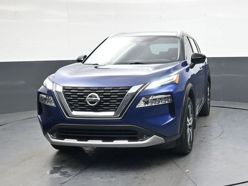 Used 2021 Nissan Rogue Platinum image 9