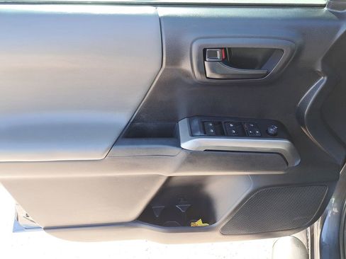 Used 2021 Toyota Tacoma SR5 image 12