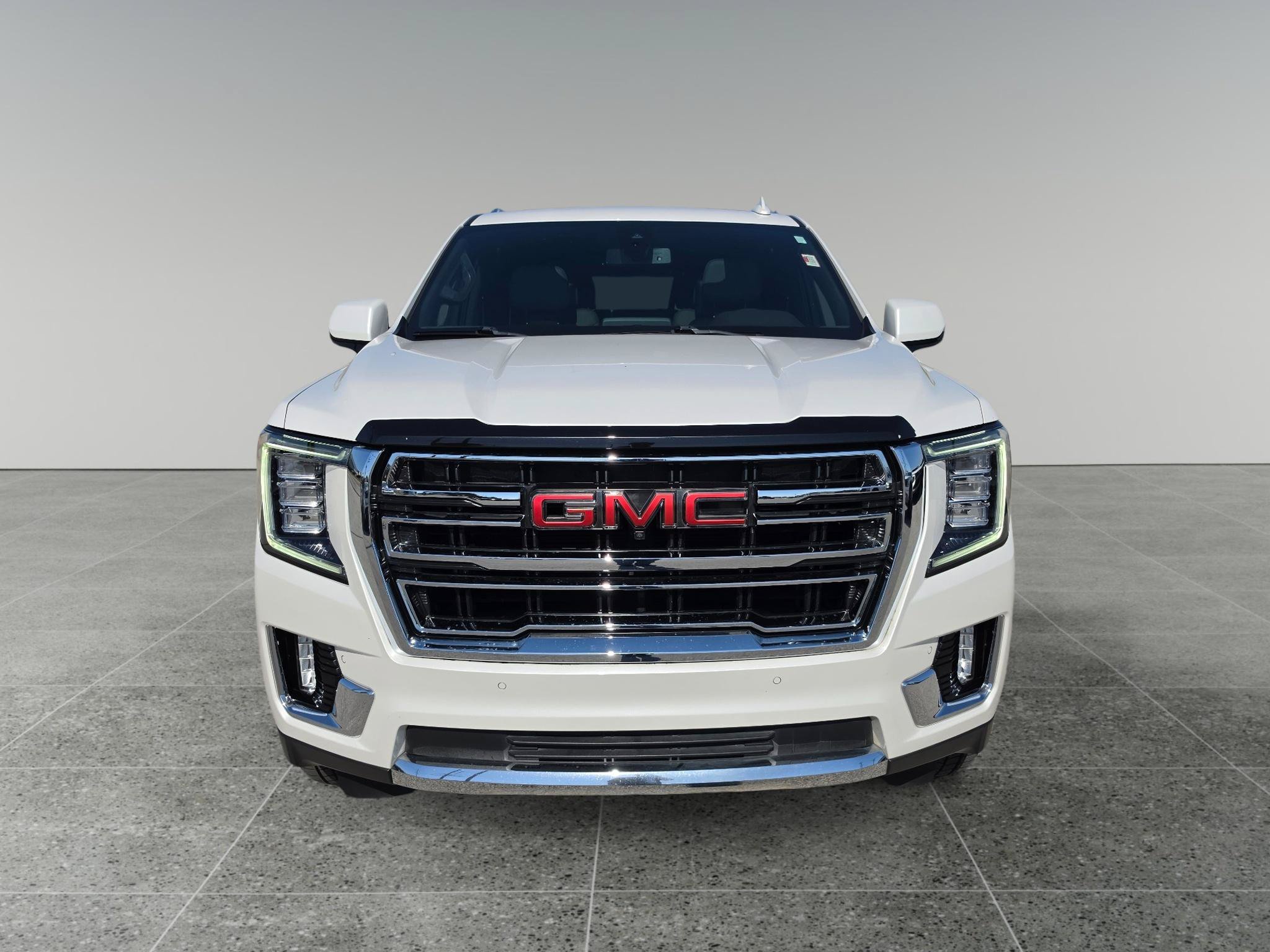 Used 2021 GMC Yukon SLT w/ SLT Premium Package AWD/4WD image 9