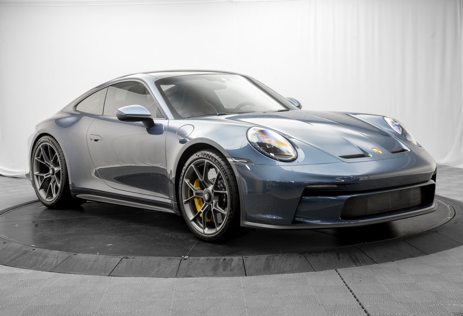 Used 2023 Porsche 911 GT3 RWD image 9