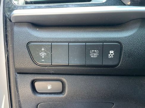 Used 2020 Kia Niro LX FWD image 11