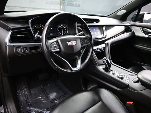 Used 2023 Cadillac XT6 Premium Luxury FWD image 15