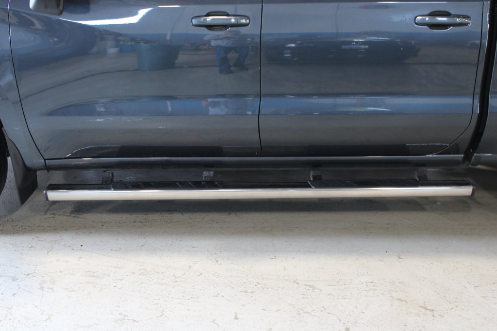 Used 2021 Chevrolet Silverado 1500 LT AWD/4WD image 7